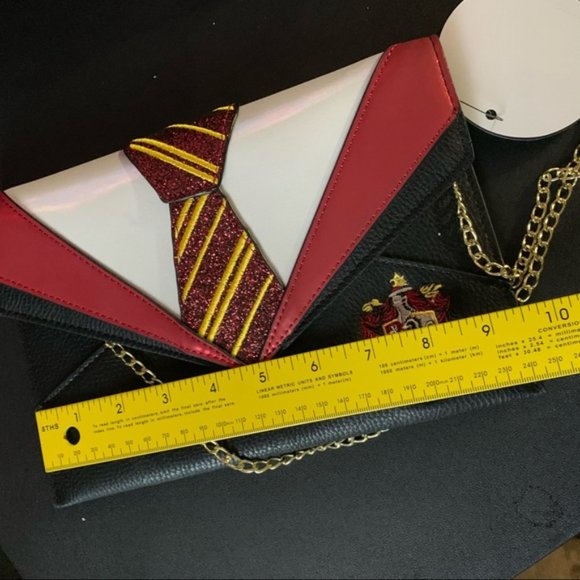 Harry Potter Women’s Black Red Gryffindor Logo Chain Bag Brand New - Picture 6 of 8
